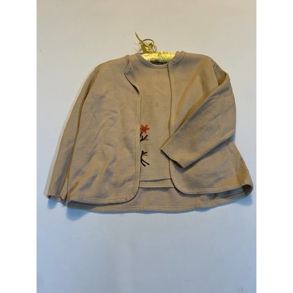5/ $25  Vintage Remark Cardigan Set Tan Embroidered Flowers S - Picture 1 of 12